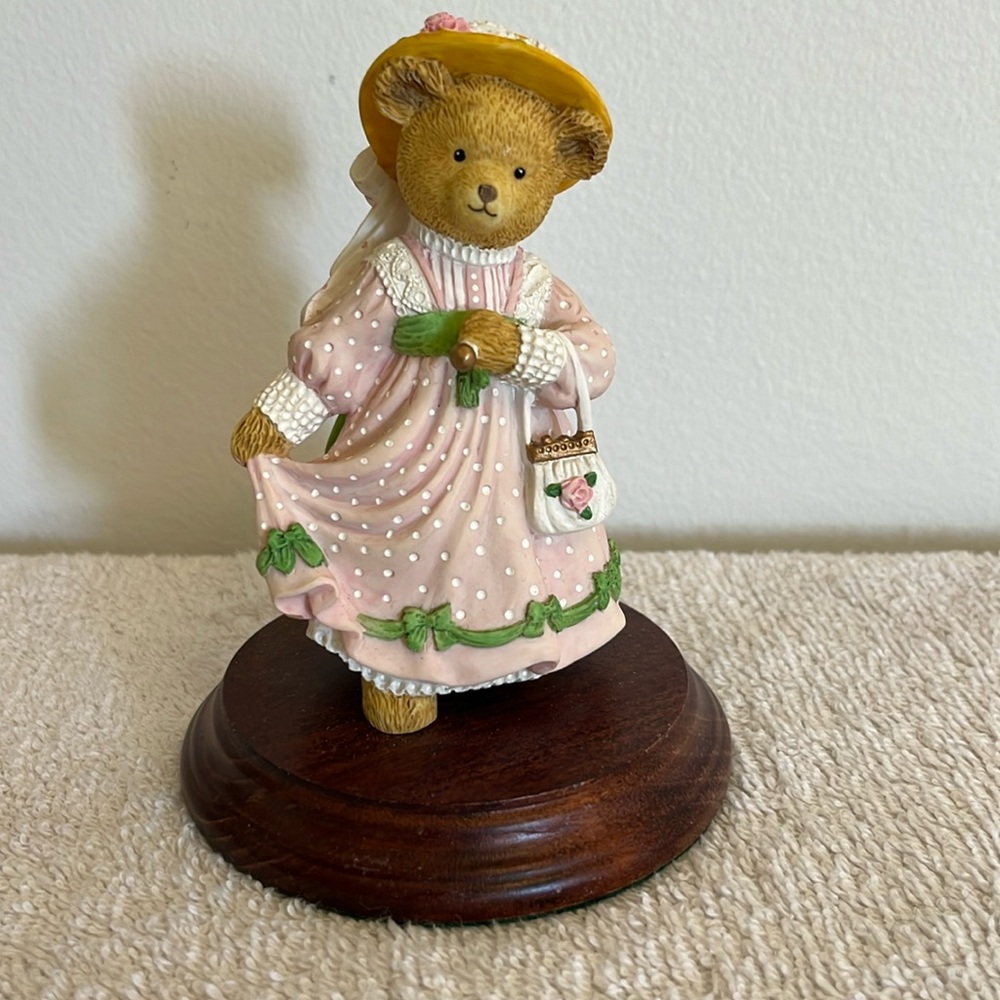 Bear figurine